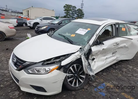 2018 Nissan Altima 2.5 Sv z USA, uszkodzony, nr VIN 1N4AL3AP0JC225923